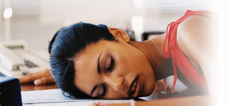 직장에서 오후의 슬럼프 극복하기